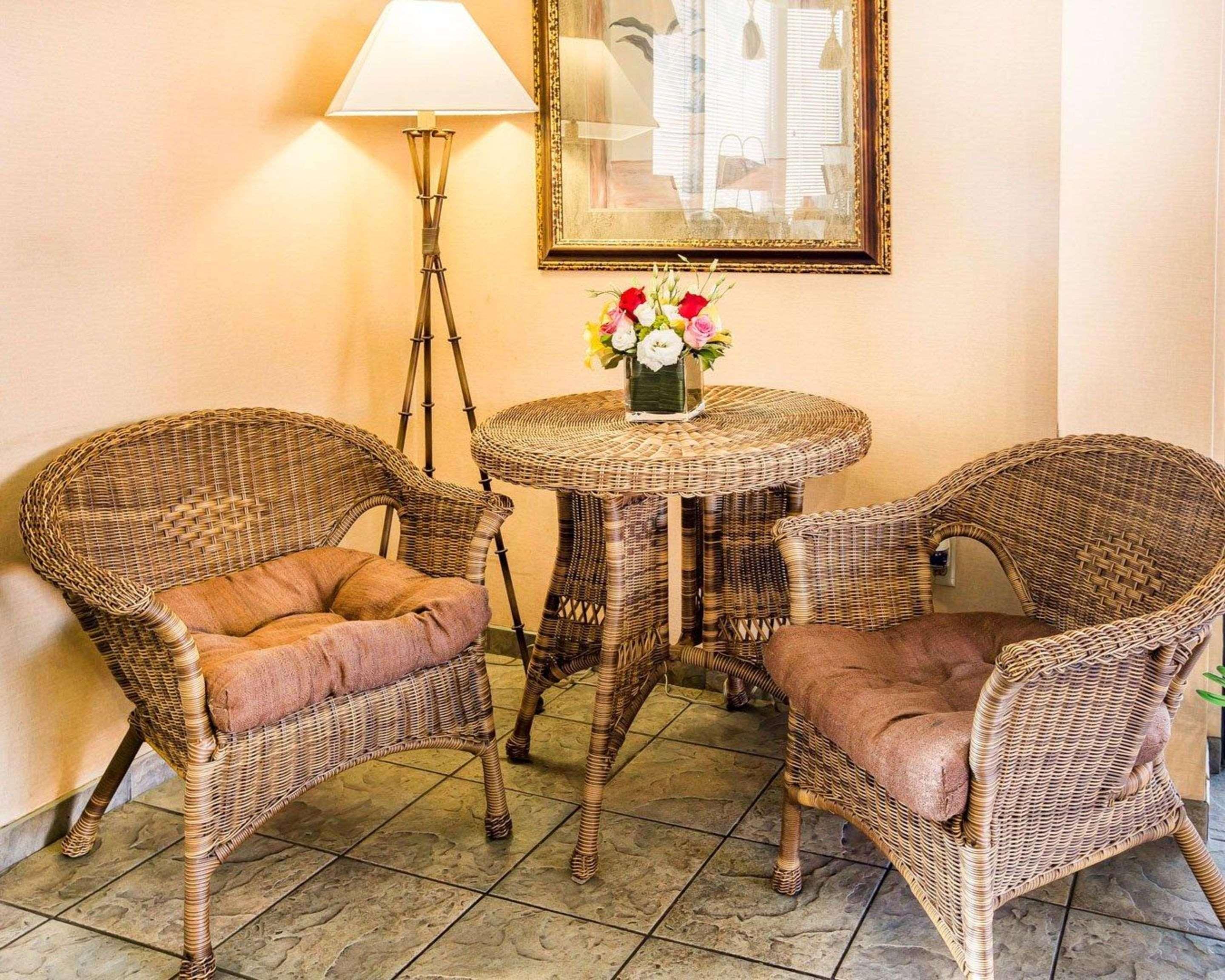 California Inn And Suites Bakersfield Exteriér fotografie