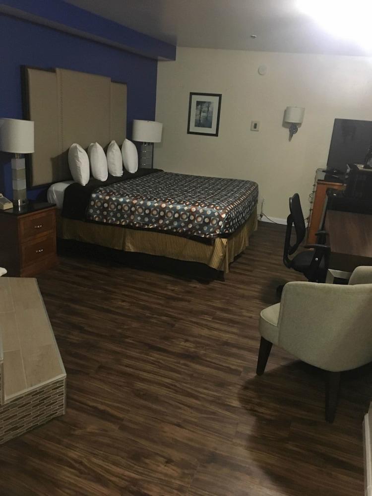 California Inn And Suites Bakersfield Exteriér fotografie